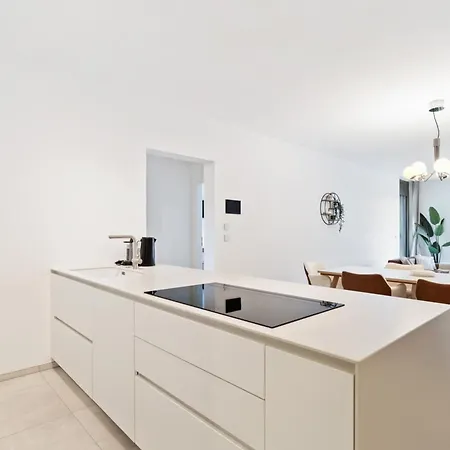 Modern 2-bed With Balcony In Serene * Sanem